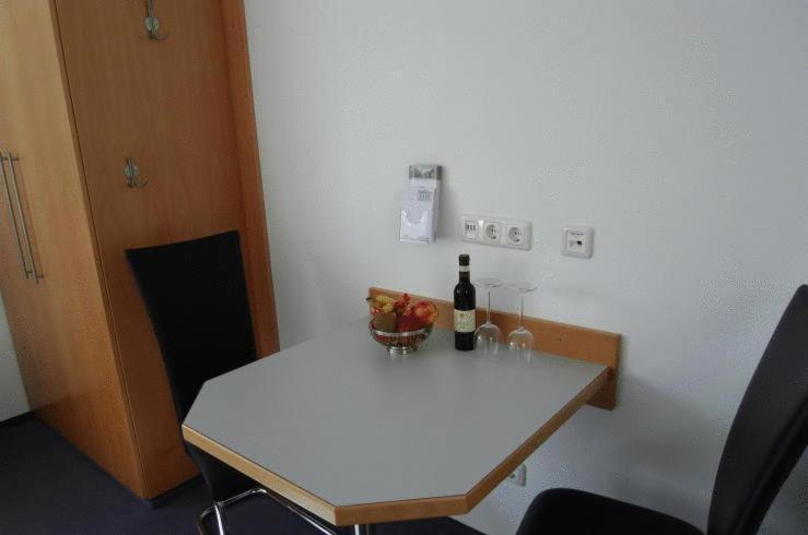 Apartment-Haus Koln Bagian luar foto